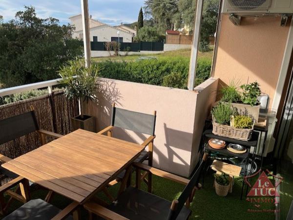 Appartement T2. Piscine. Vue mer. Cavalaire-sur-Mer (83240)