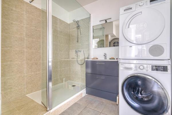 A MEAUX secteur recherché (secteur hôpital), appartement récent 3ème et dernier étage, 4 pièces 70 m² - 2 chambres - 1 terrasse - 1 place de stationnement couverte en sous sol