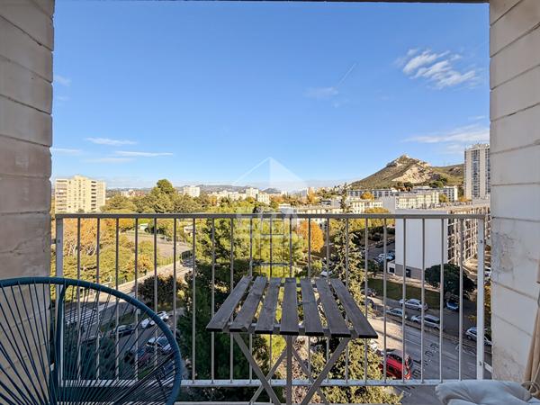 À vendre ? Appartement T4 lumineux + Place privative + Cave  80 m²  quartier Saint-Loup