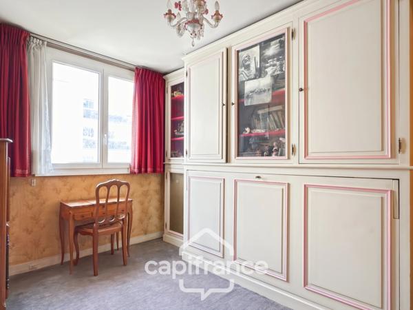 Nation - Appartement 3-4 pièces avec balcon à 250m du métro/RER