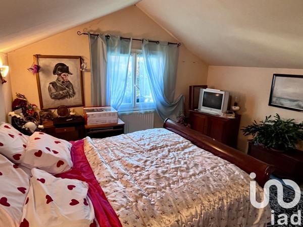 Maison 5 pièces de 127 m² à Naintré (86530)