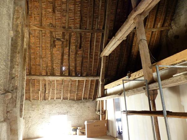 VENTE À TERME OCCUPÉE MAISON D'ARTISTE CHATILLON SUR LOIRE