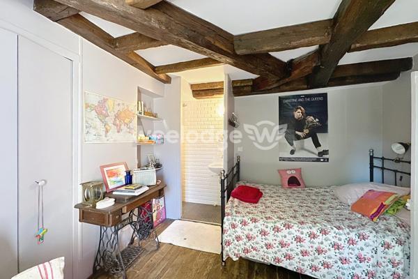 Maison à vendre 10 pièces de 280 m² à Jouy-le-Moutier