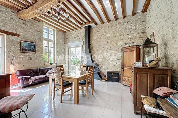 Maison à vendre 10 pièces de 280 m² à Jouy-le-Moutier