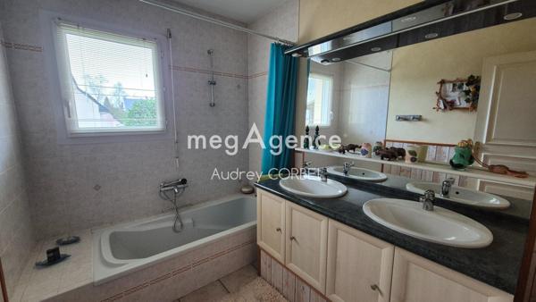 Maison à PLERIN, 22190 - 9 pièces 192m²