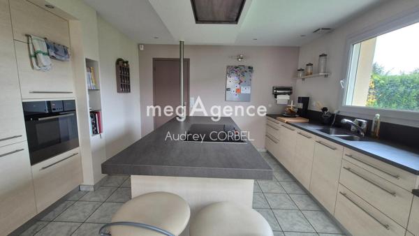 Maison à PLERIN, 22190 - 9 pièces 192m²