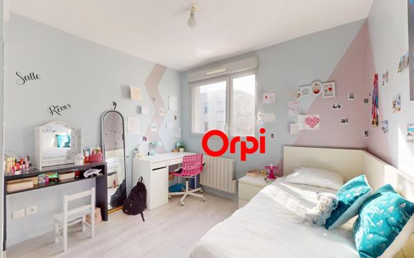 Appartement à vendre    4 pièces • 88 m2 Vaulx-en-Velin