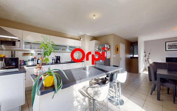 Appartement à vendre    4 pièces • 88 m2 Vaulx-en-Velin