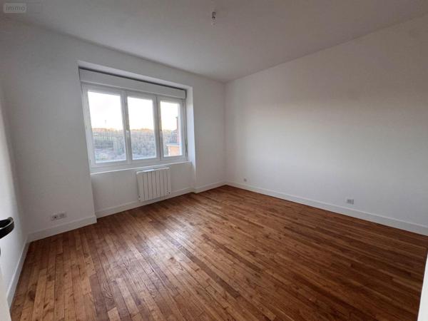 Appartement à vendre à Saint-Junien en Haute-Vienne (87200), ref : 87006/1270