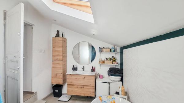 Maison 3 chambres sur terrain de 554 m2