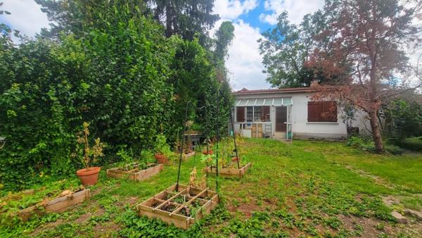 Maison 3 chambres sur terrain de 554 m2