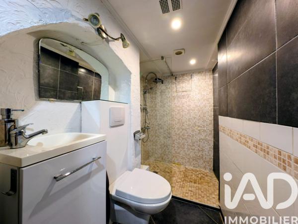 Maison à vendre 7 pièces 173 m² Villeneuve-lès-Avignon