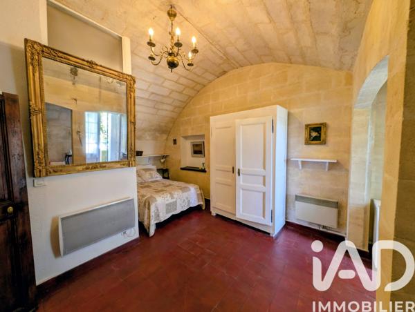 Maison à vendre 7 pièces 173 m² Villeneuve-lès-Avignon
