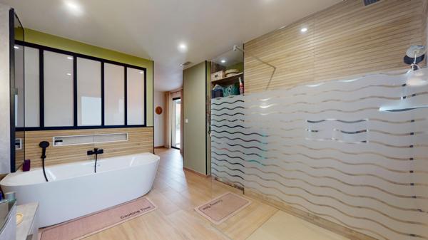 Superbe villa T4 2022 de 180 m² avec piscine à Canohès