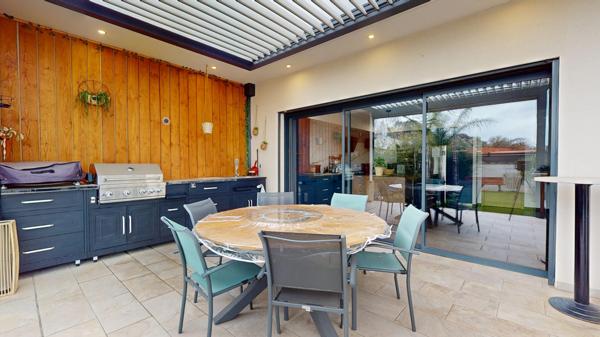 Superbe villa T4 2022 de 180 m² avec piscine à Canohès