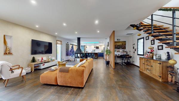 Superbe villa T4 2022 de 180 m² avec piscine à Canohès