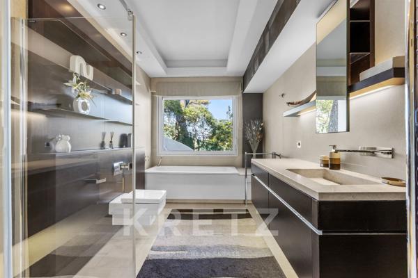 Villa vue mer 1ère ligne Cap d'Antibes