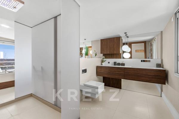 Villa vue mer 1ère ligne Cap d'Antibes