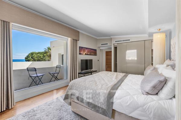 Villa vue mer 1ère ligne Cap d'Antibes