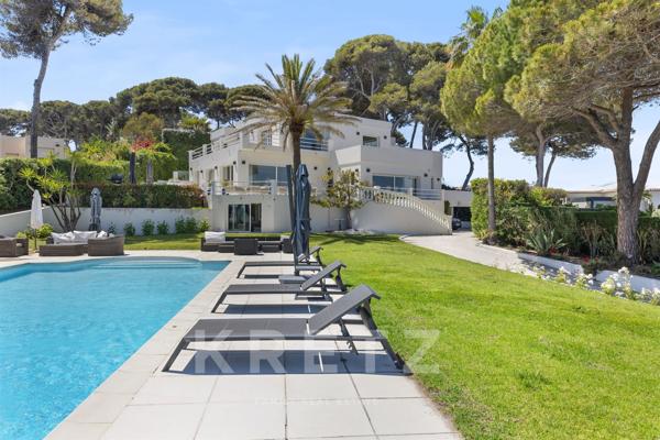 Villa vue mer 1ère ligne Cap d'Antibes