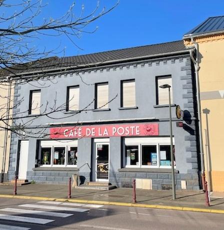 Falck (57550) Ensemble immobilier café salle des fêtes et appartement