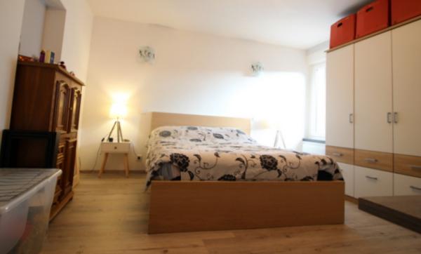 Falck (57550) Ensemble immobilier café salle des fêtes et appartement