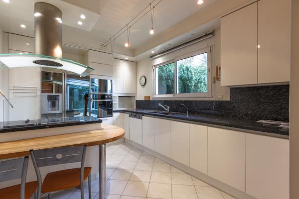 Maison 6 pièces - 180 m²