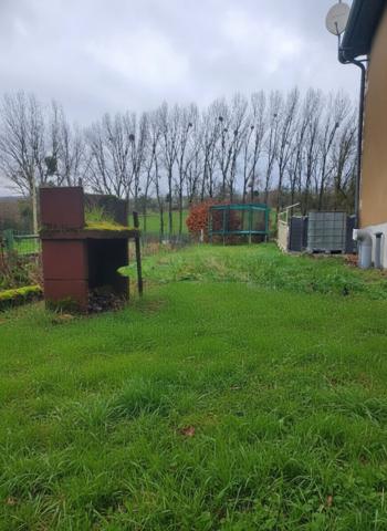 MAISON DE VILLAGE - 2 CHAMBRES - JARDIN - ISSONCOURT LES TROIS DOMAINES