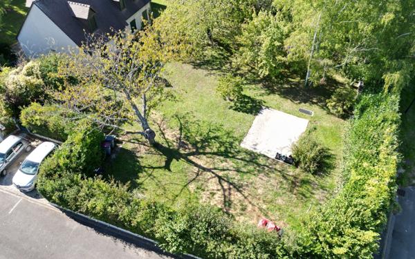 Terrain à vendre    Chambourcy