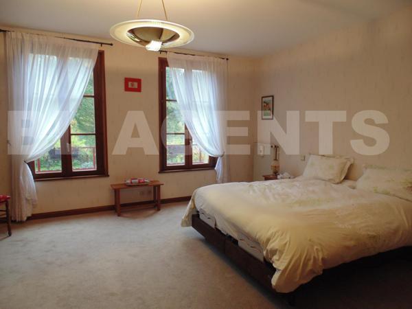 TRES BELLE MAISON DE CARACTERE