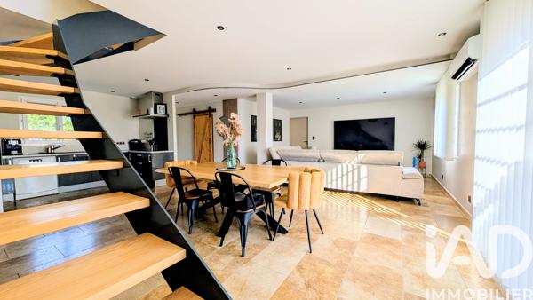 Maison à vendre 8 pièces 157 m² Carpentras