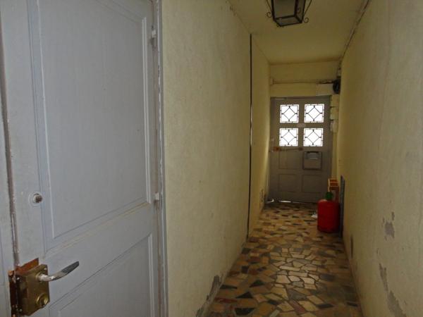 Dpt Pyrénées Orientales (66), à vendre Maison P8 de 132 m², terrasse et local commercial