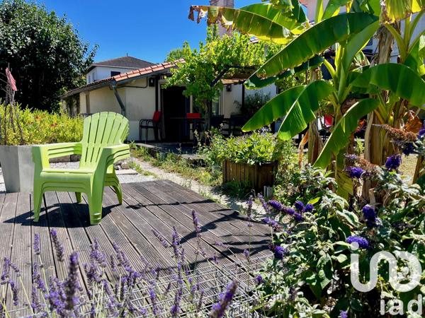 Maison à vendre 8 pièces 180 m² Barbezieux-Saint-Hilaire