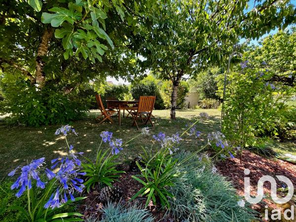 Maison à vendre 8 pièces 180 m² Barbezieux-Saint-Hilaire