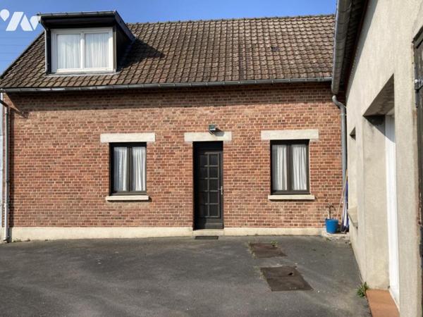 AGNY - MAISON DE VILLAGE