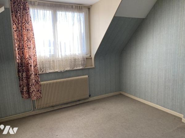 AGNY - MAISON DE VILLAGE