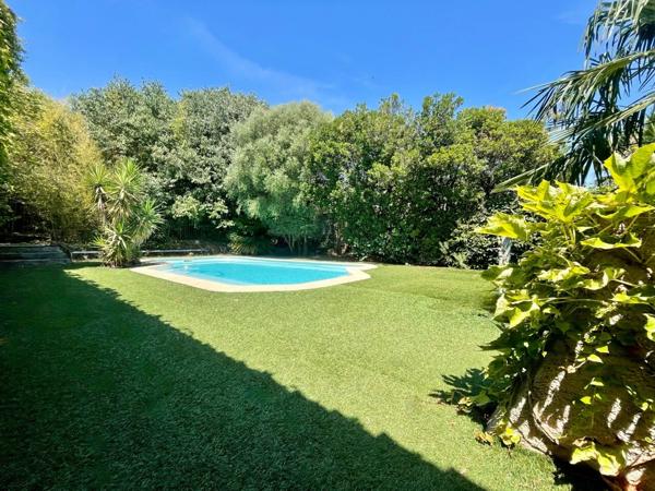 Fréjus POTENTIEL- Villa 200m2 piscine sur 1600m2 -baisse de prix !