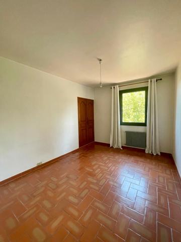 Fréjus POTENTIEL- Villa 200m2 piscine sur 1600m2 -baisse de prix !