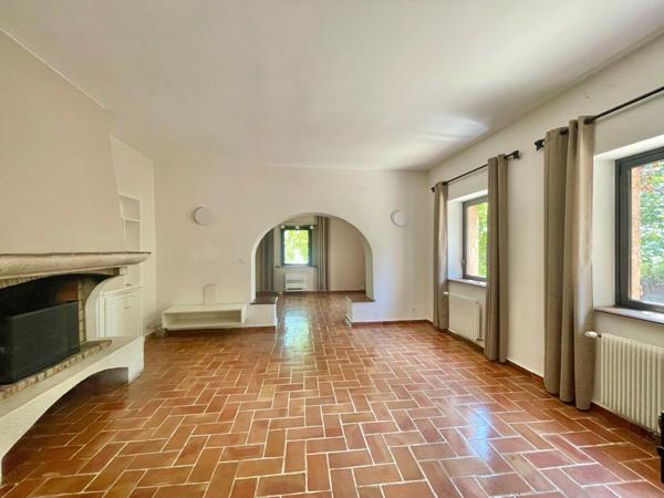 Fréjus POTENTIEL- Villa 200m2 piscine sur 1600m2 -baisse de prix !