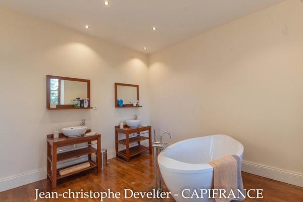 Dpt Mayenne (53), à vendre proche de GORRON propriete 5 chambres sur 4,6 hectares