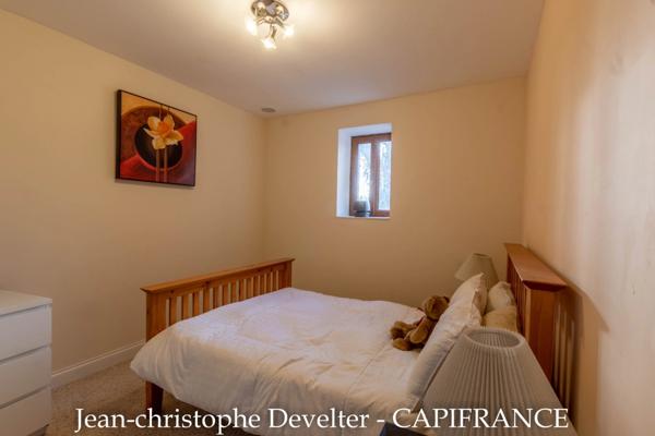 Dpt Mayenne (53), à vendre proche de GORRON propriete 5 chambres sur 4,6 hectares