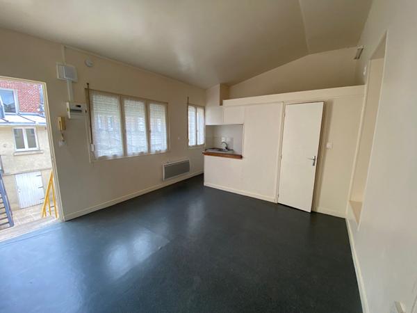 Appartement 2 pièces à louer au Centre-ville de Saint Quentin