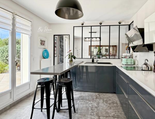 VILLA KAUFMAN & BROAD – GOLF DE BUSSY-SAINT-GEORGES – SUITE AU REZ-DE-CHAUSSÉE – GRAND JARDIN SANS VIS-À-VIS – DOUBLE GARAGE – SANS TRAVAUX