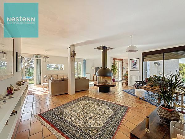 Magnifique Maison 9 pièces à vendre avec 3689m2 de parc, piscine, 2 min de Revel 31250