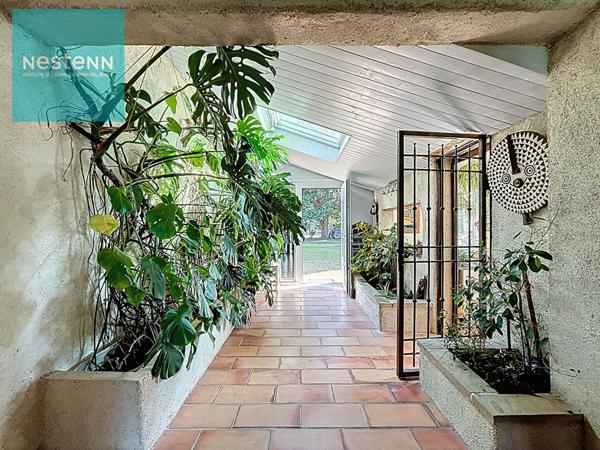 Magnifique Maison 9 pièces à vendre avec 3689m2 de parc, piscine, 2 min de Revel 31250