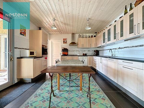 Magnifique Maison 9 pièces à vendre avec 3689m2 de parc, piscine, 2 min de Revel 31250