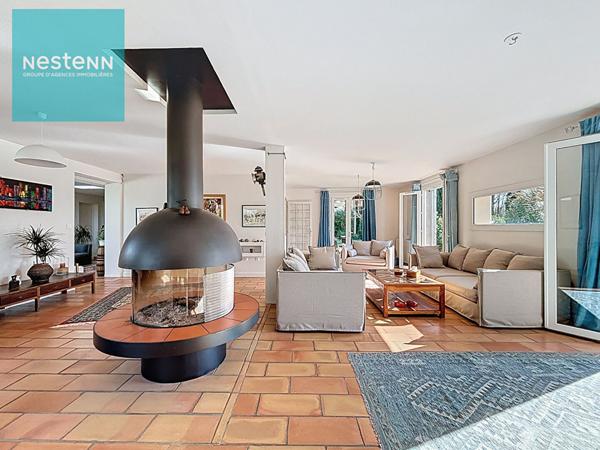 Magnifique Maison 9 pièces à vendre avec 3689m2 de parc, piscine, 2 min de Revel 31250