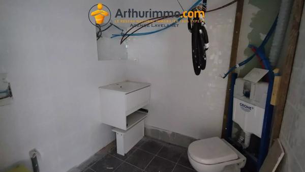 Vente                                                      Immeuble
                        
                     9 pièces                      234 m2                     à Laroque-d'Olmes