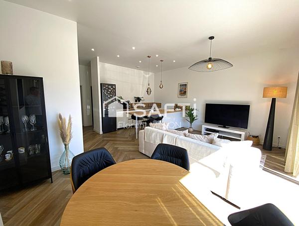 RARE sur le marché, superbe rénovation, secteur recherché
