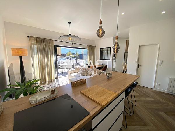 RARE sur le marché, superbe rénovation, secteur recherché